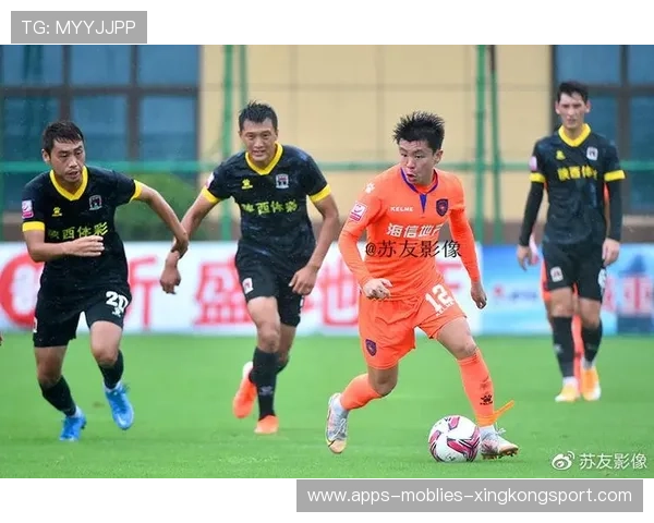 青岛海牛快速运转让禁区压力持续堆积 青岛海牛快速运转让禁区压力持续堆积